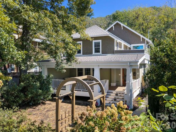 133 Furman Avenue, Asheville, NC 28801