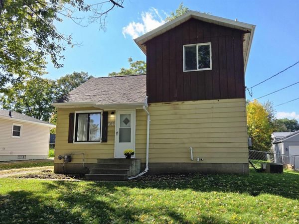 1044 Oregon Street, Waterloo, IA 50702