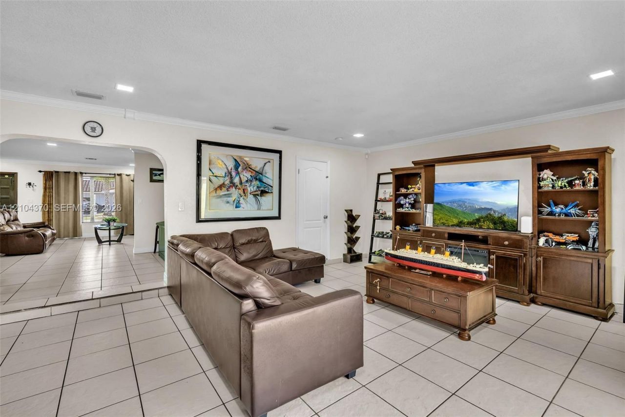 12911 SW 83rd St , Miami, FL 33183 Photo