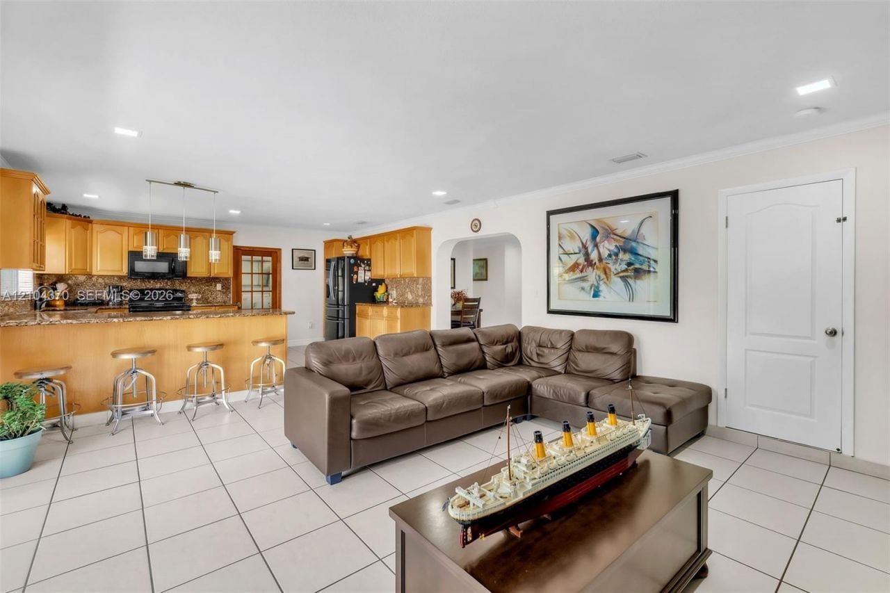 12911 SW 83rd St , Miami, FL 33183 Photo