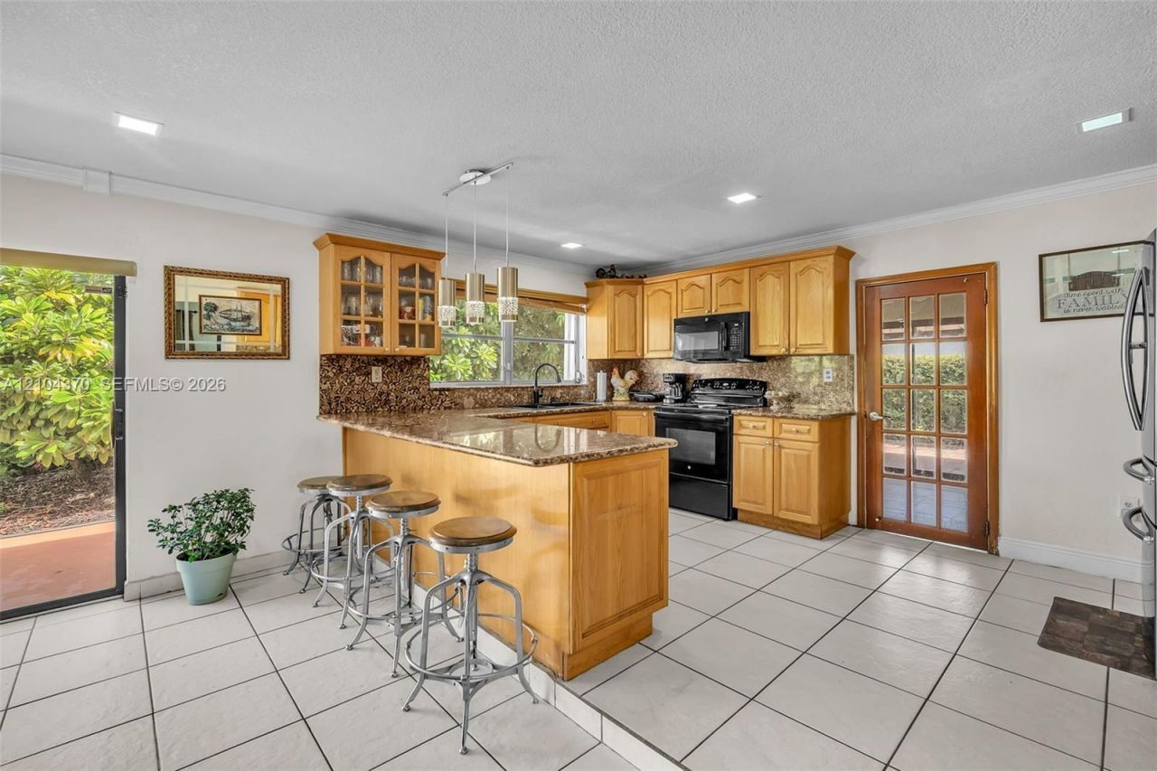 12911 SW 83rd St , Miami, FL 33183 Photo