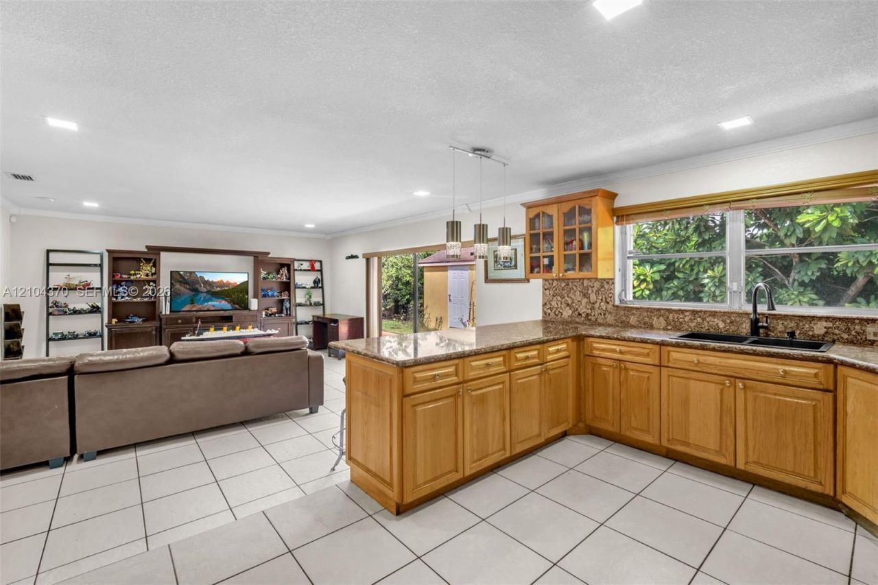 12911 SW 83rd St , Miami, FL 33183 Photo