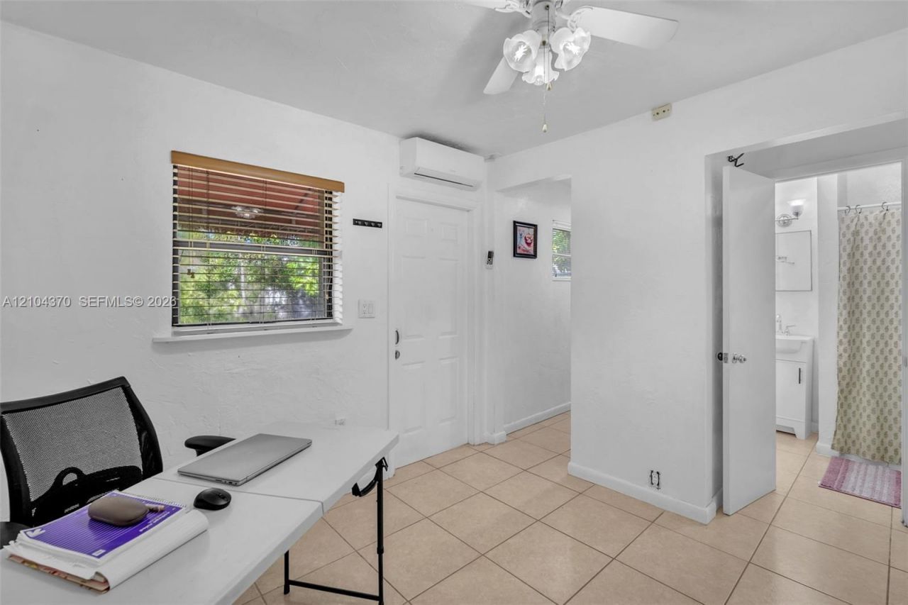 12911 SW 83rd St , Miami, FL 33183 Photo