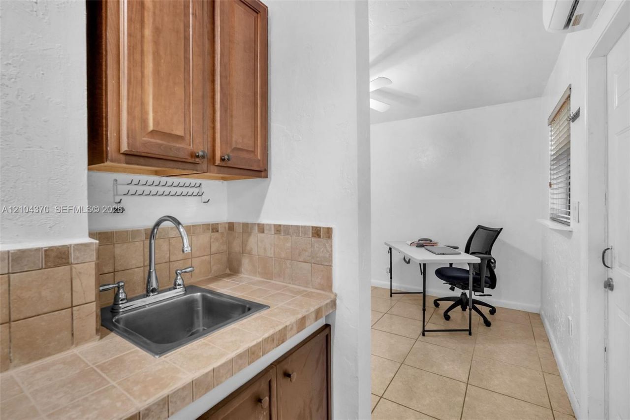 12911 SW 83rd St , Miami, FL 33183 Photo