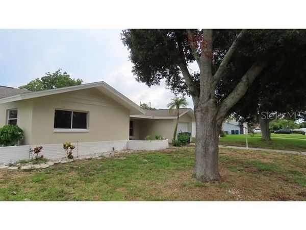12713 137TH LANE , LARGO, FL 33774
