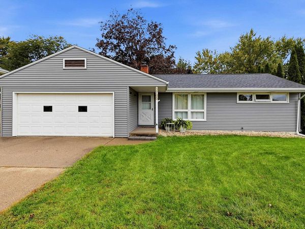 3765 Asbury Road, Dubuque, IA 52002