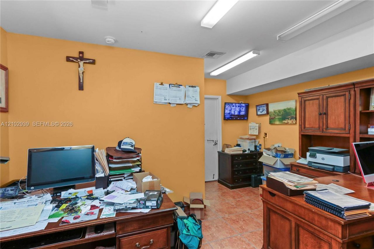 23301 S Dixie Hwy , Homestead, FL 33032 Photo