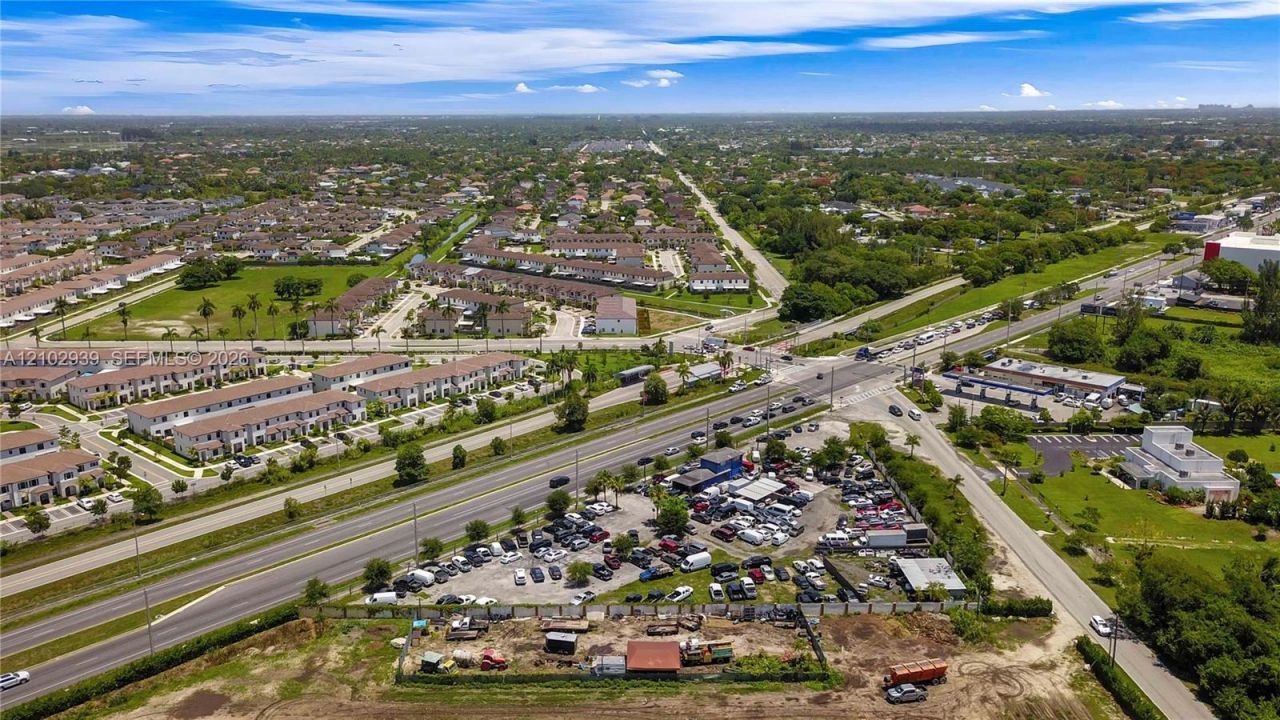 23301 S Dixie Hwy , Homestead, FL 33032 Photo