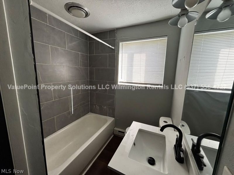 969 Fife Avenue, Unit 6, Wilmington, OH 45177 Photo 12