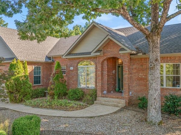 4 Hopeman Lane , Bella Vista, AR 72715