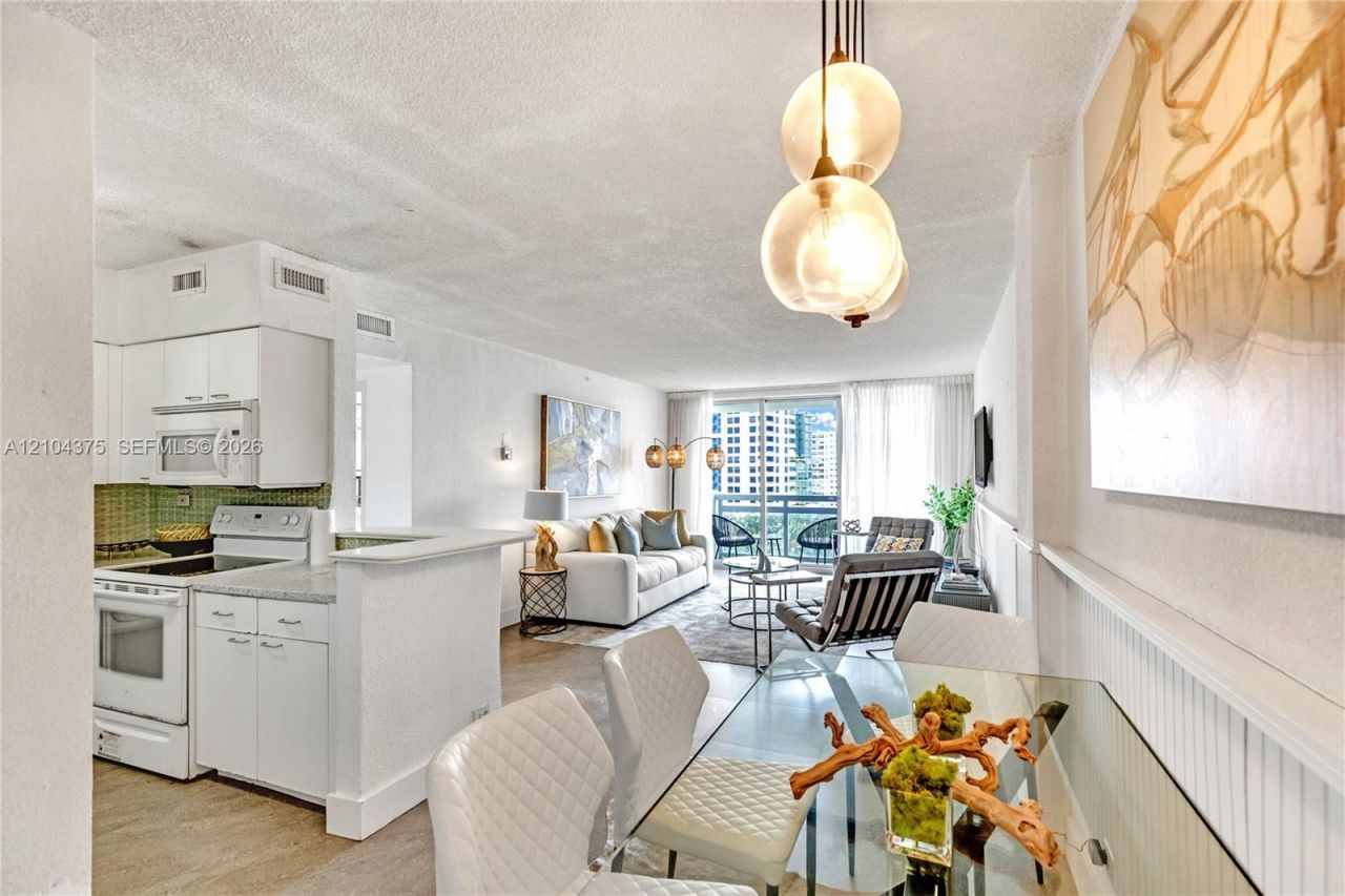 1500 Bay Rd , Unit 830S, Miami Beach, FL 33139 Photo