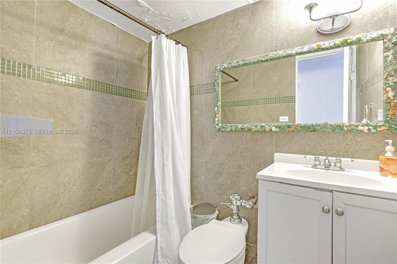 1500 Bay Rd , Unit 830S, Miami Beach, FL 33139 Photo