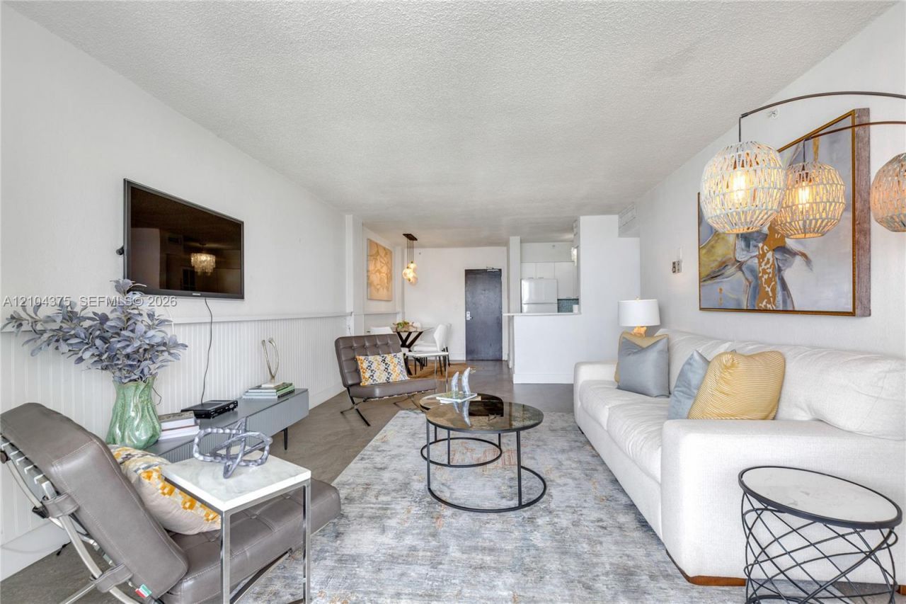 1500 Bay Rd , Unit 830S, Miami Beach, FL 33139 Photo