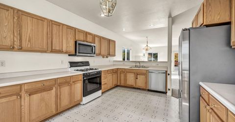 2251 Helga Court, Sparks, NV 89431 Photo