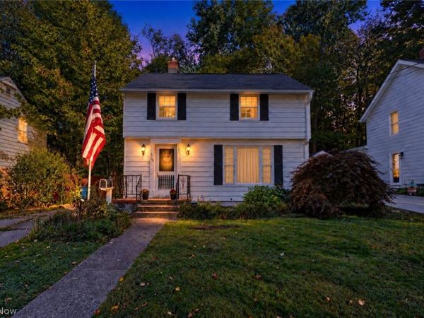 621 N Willow Street , Kent, OH 44240