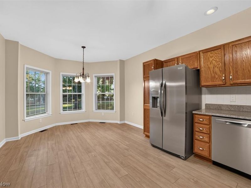 8693 Alexandra Drive, Unit 4A, North Royalton, OH 44133 Photo 11