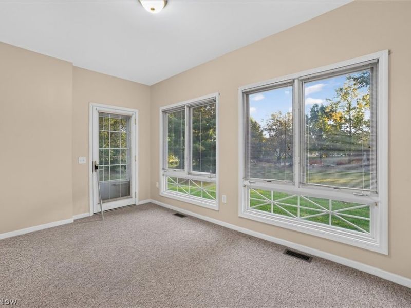 8693 Alexandra Drive, Unit 4A, North Royalton, OH 44133 Photo 16