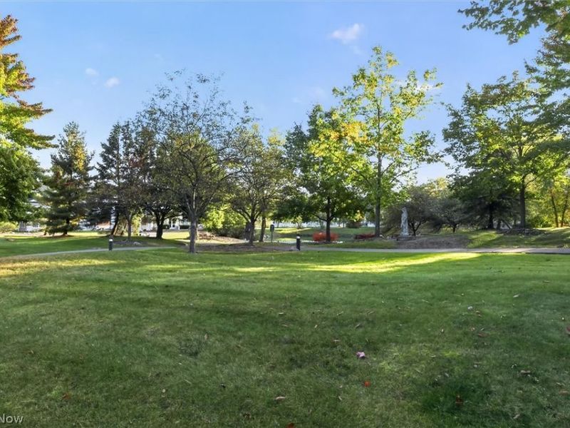 8693 Alexandra Drive, Unit 4A, North Royalton, OH 44133 Photo 33
