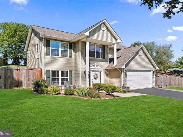 816 BURGESS, WOODSTOCK, VA 22664