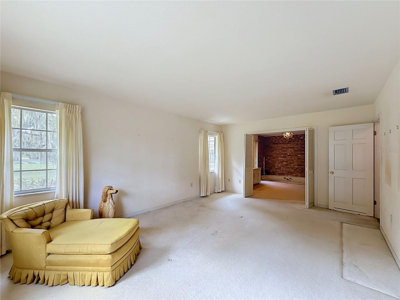 8038 Spring Drive , Yalaha, FL 34797 Photo