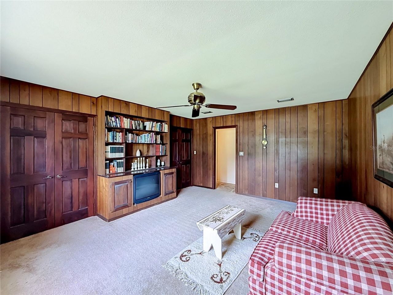 8038 Spring Drive , Yalaha, FL 34797 Photo