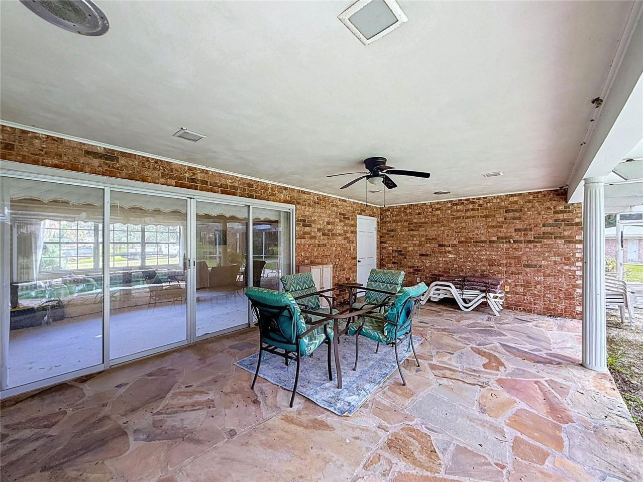 8038 Spring Drive , Yalaha, FL 34797 Photo