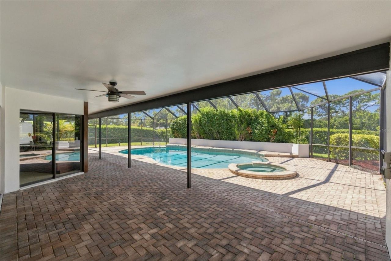 2924 Torrey Pines Court , Clearwater, FL 33761 Photo