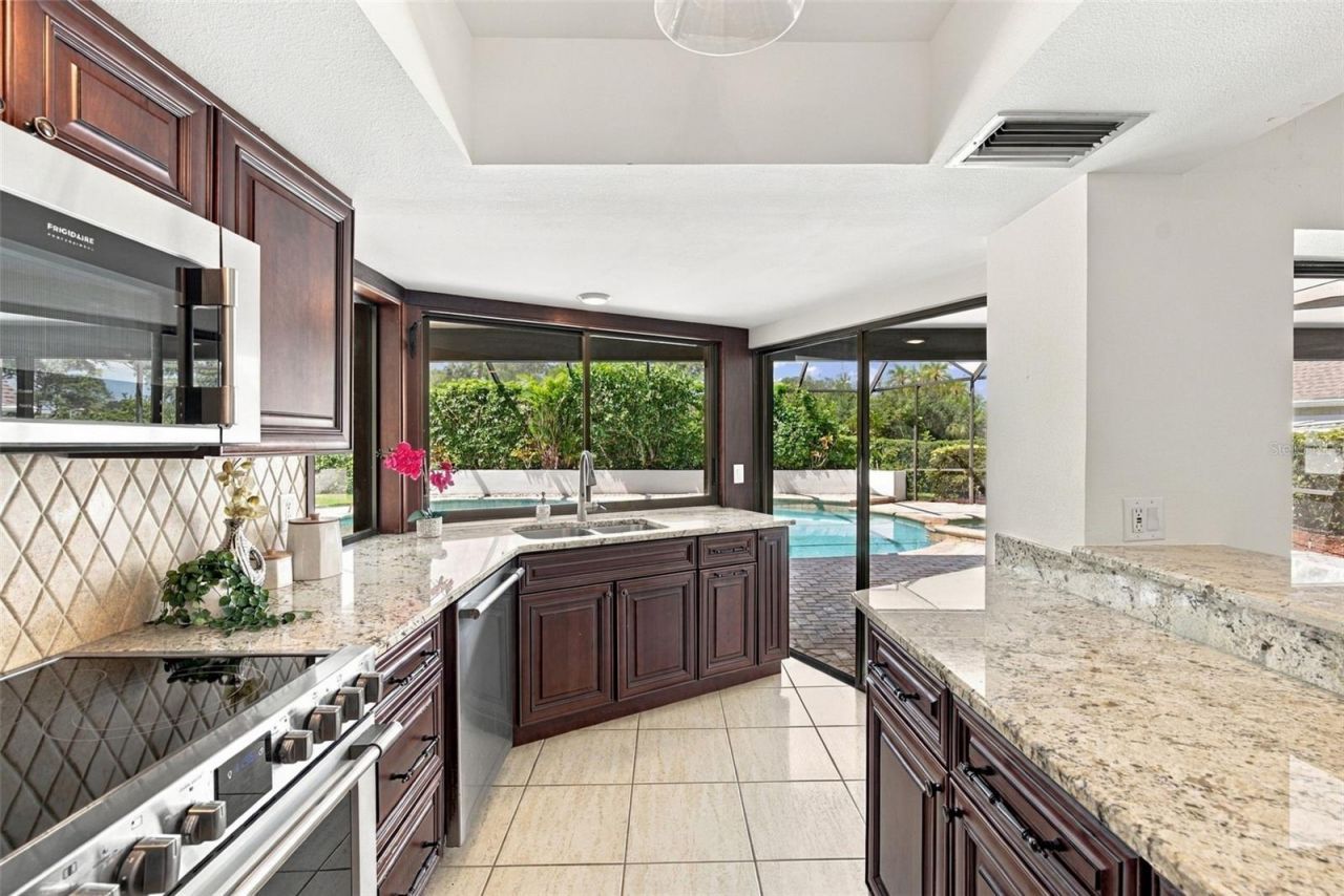 2924 Torrey Pines Court , Clearwater, FL 33761 Photo