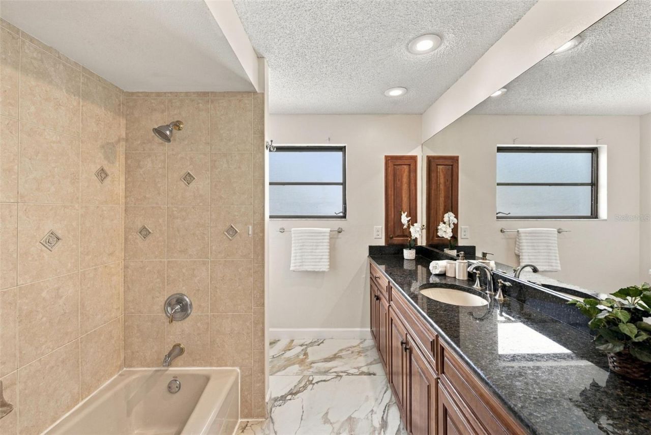 2924 Torrey Pines Court , Clearwater, FL 33761 Photo