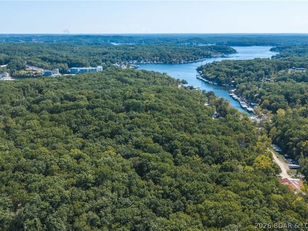 29643 Oak Knoll Road , Rocky Mount, MO 65072