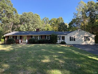 4277 Village Highway, Lynchburg, VA 24504
