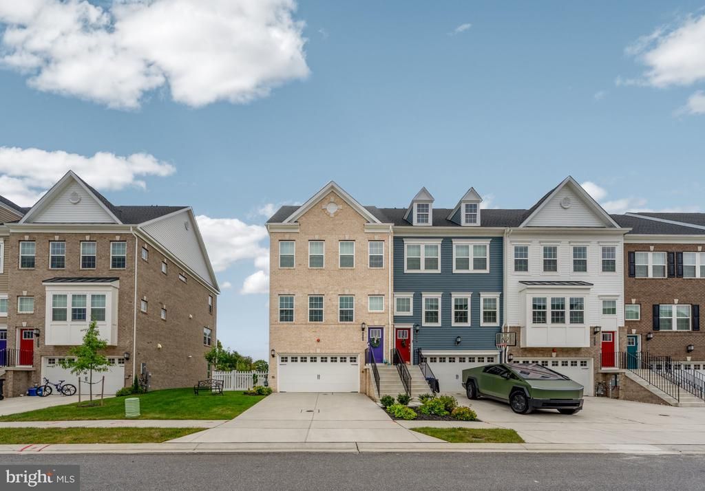 233 BIRDIE COURT , PIKESVILLE, MD 21208
