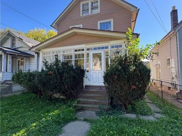 1865 Linwood Avenue, Niagara Falls, NY 14305