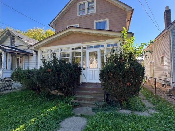 1865 Linwood Avenue , Niagara Falls, NY 14305