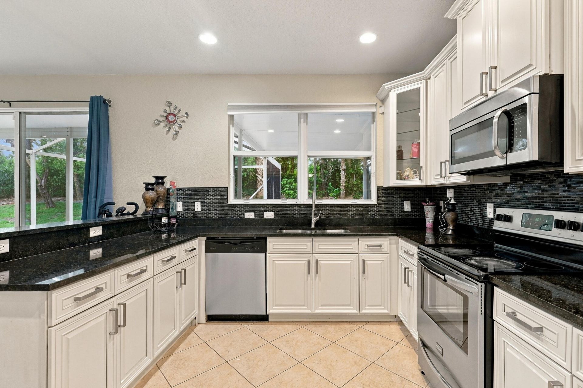 1086 NW Leonardo Circle, Port Saint Lucie, FL 34986 Photo