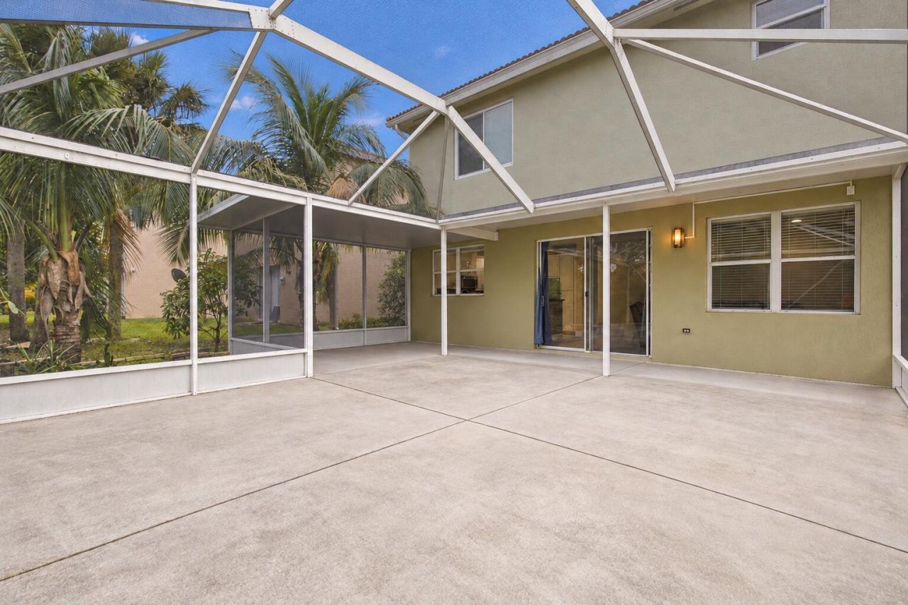 1086 NW Leonardo Circle, Port Saint Lucie, FL 34986 Photo
