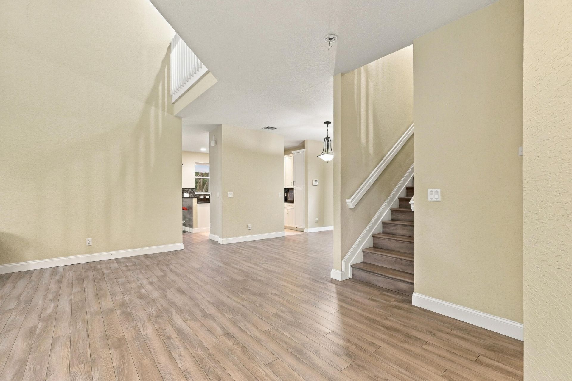 1086 NW Leonardo Circle, Port Saint Lucie, FL 34986 Photo