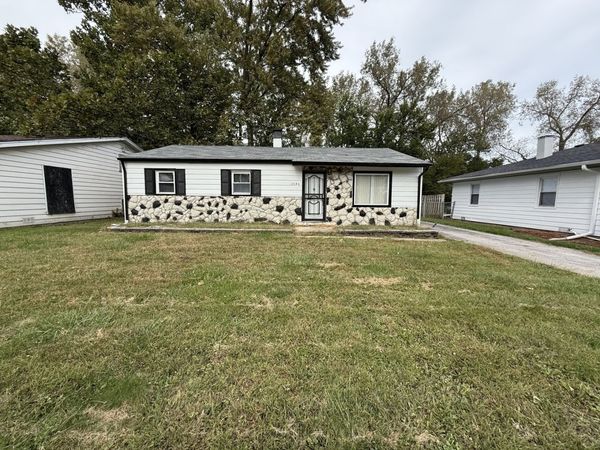 3250 Roesner Drive , Markham, IL 60428