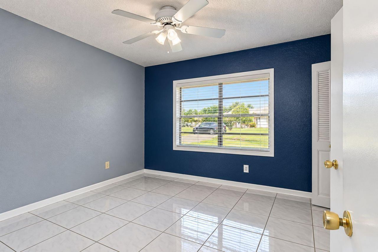 1435 S Summit Run Circle, West Palm Beach, FL 33415 Photo