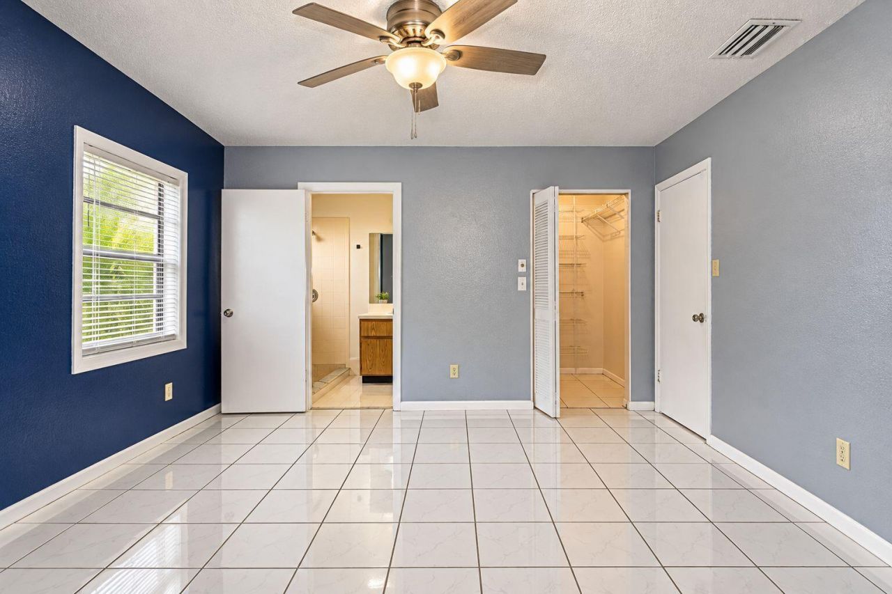 1435 S Summit Run Circle, West Palm Beach, FL 33415 Photo
