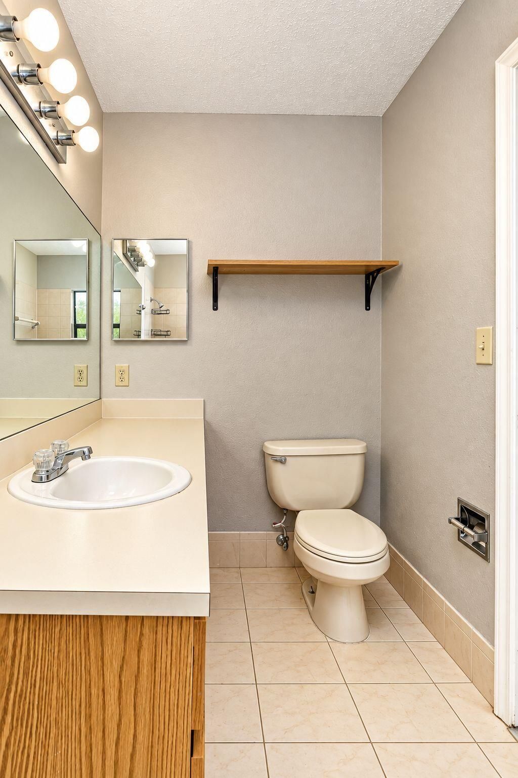 1435 S Summit Run Circle, West Palm Beach, FL 33415 Photo