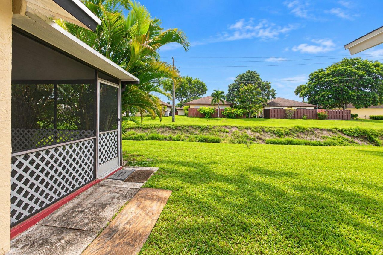 1435 S Summit Run Circle, West Palm Beach, FL 33415 Photo