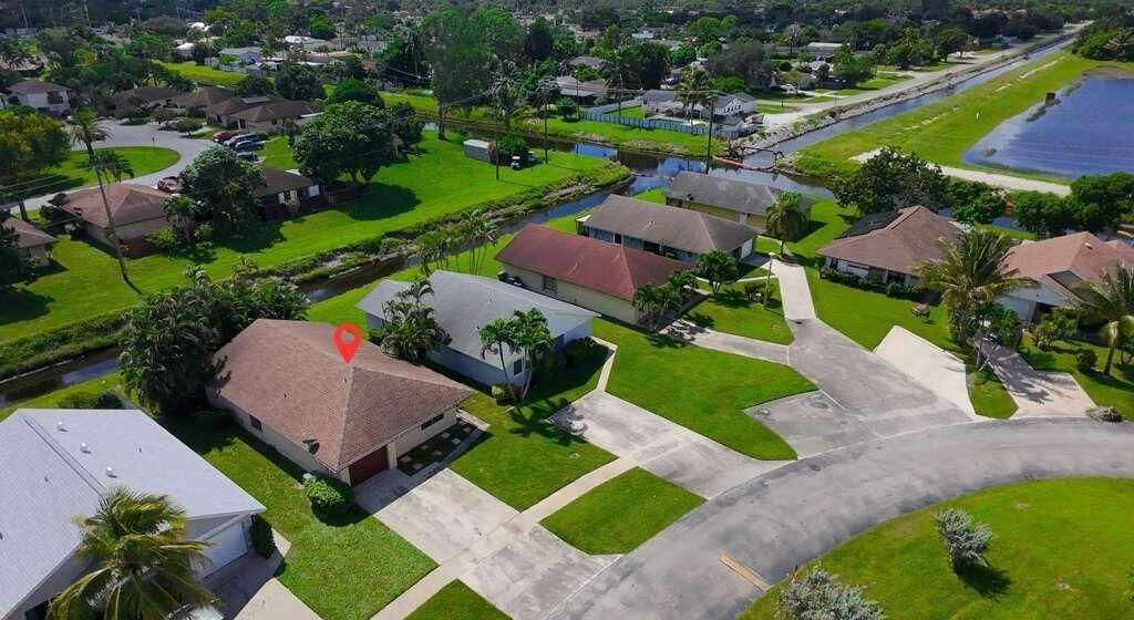 1435 S Summit Run Circle, West Palm Beach, FL 33415 Photo
