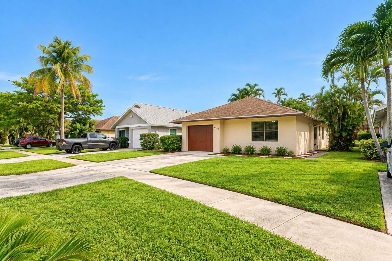 1435 S Summit Run Circle, West Palm Beach, FL 33415 Photo
