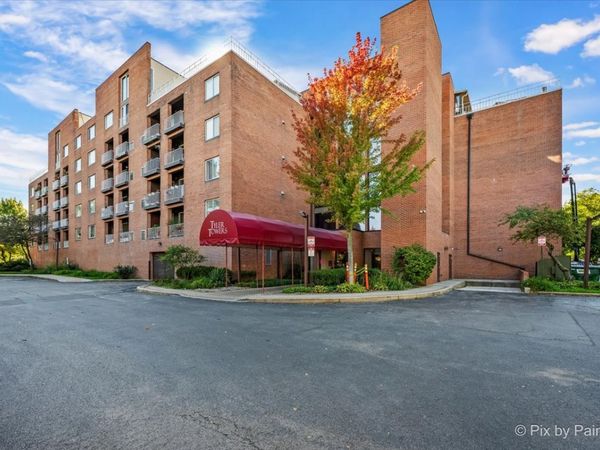 1450 Plymouth Lane , Unit 203, Elgin, IL 60123
