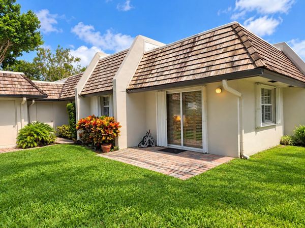 808 E CYPRESS Lane, Unit P-12, Pompano Beach, FL 33069