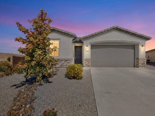 1354 Vallecito Court NW, Los Lunas, NM 87031