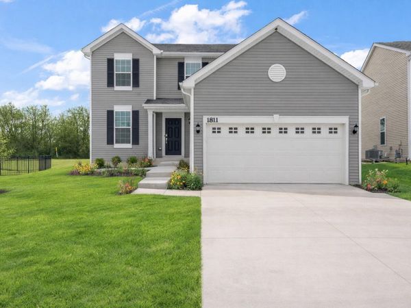 1811 E 111th Place , Crown Point, IN 46307