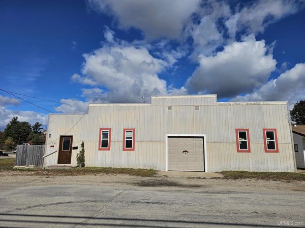 316 Wolf Street, Manistique, MI 49854