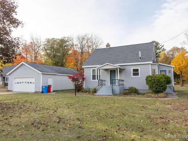 47 Midway Drive, Negaunee Twp, MI 49866